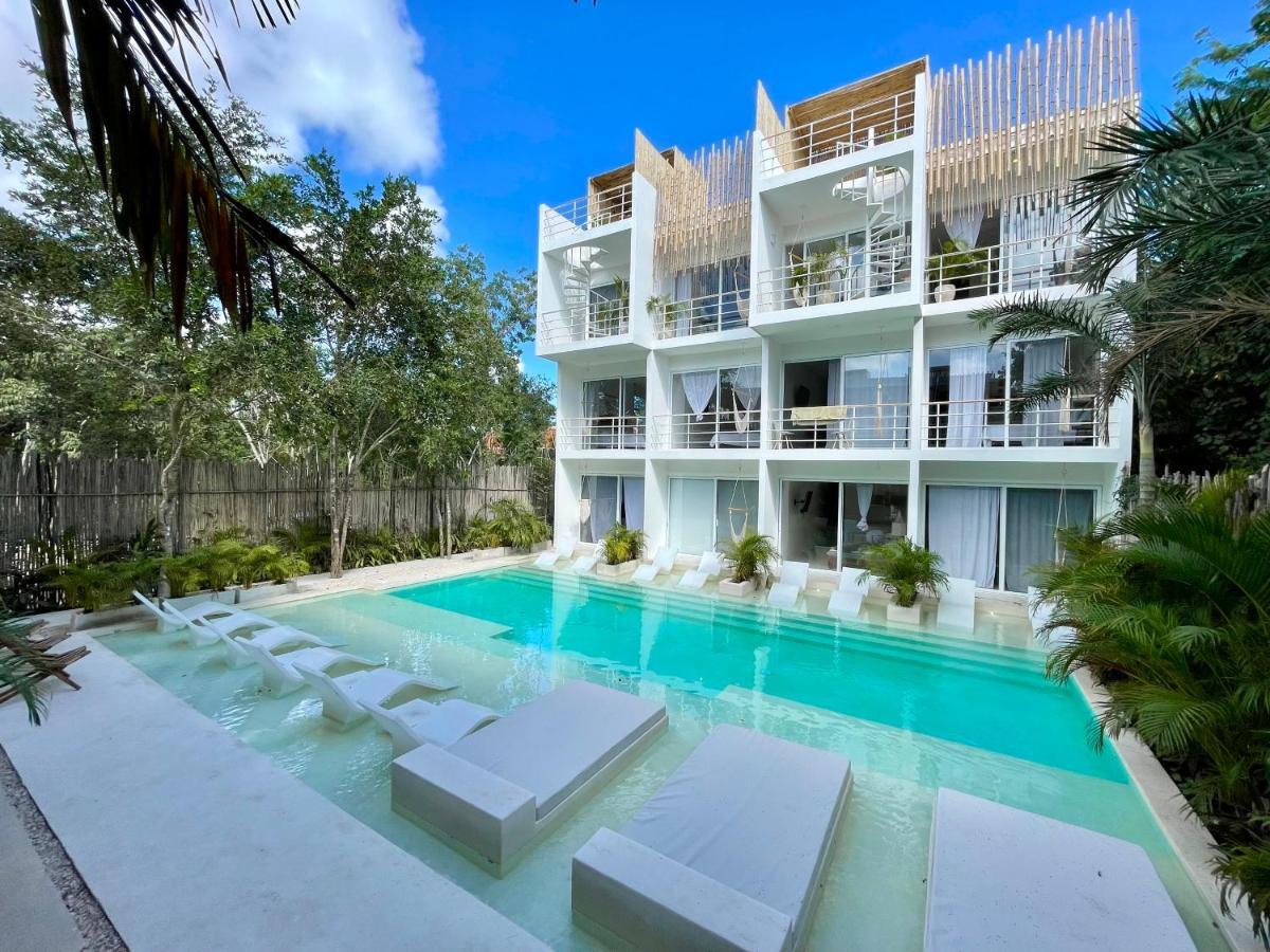 Beautiful Swim-Up Studio With Private Terrace, Pool And Jungle Gym ตูลุม ภายนอก รูปภาพ