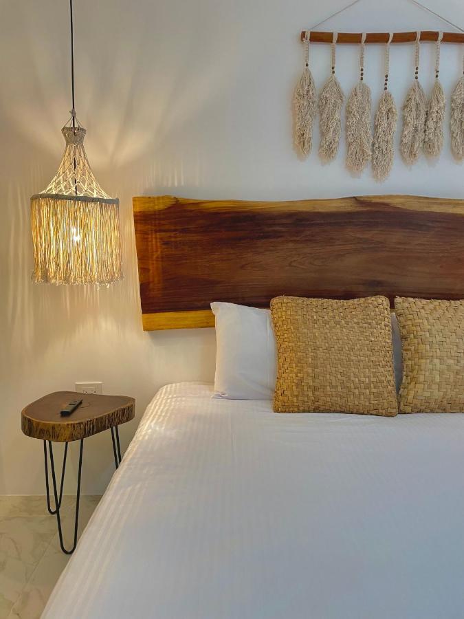 Beautiful Swim-Up Studio With Private Terrace, Pool And Jungle Gym ตูลุม ภายนอก รูปภาพ
