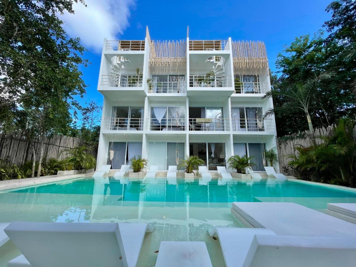 Beautiful Swim-Up Studio With Private Terrace, Pool And Jungle Gym ตูลุม ภายนอก รูปภาพ