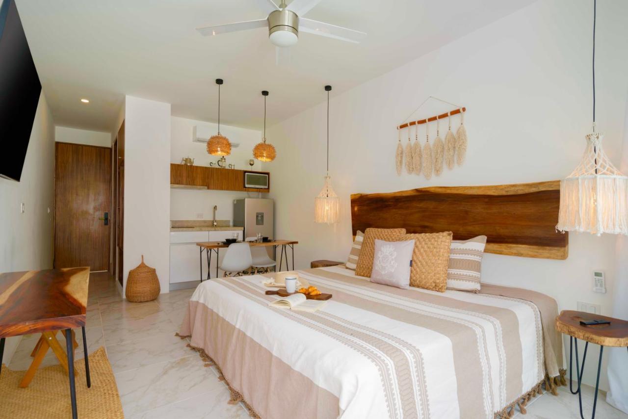 Beautiful Swim-Up Studio With Private Terrace, Pool And Jungle Gym ตูลุม ภายนอก รูปภาพ